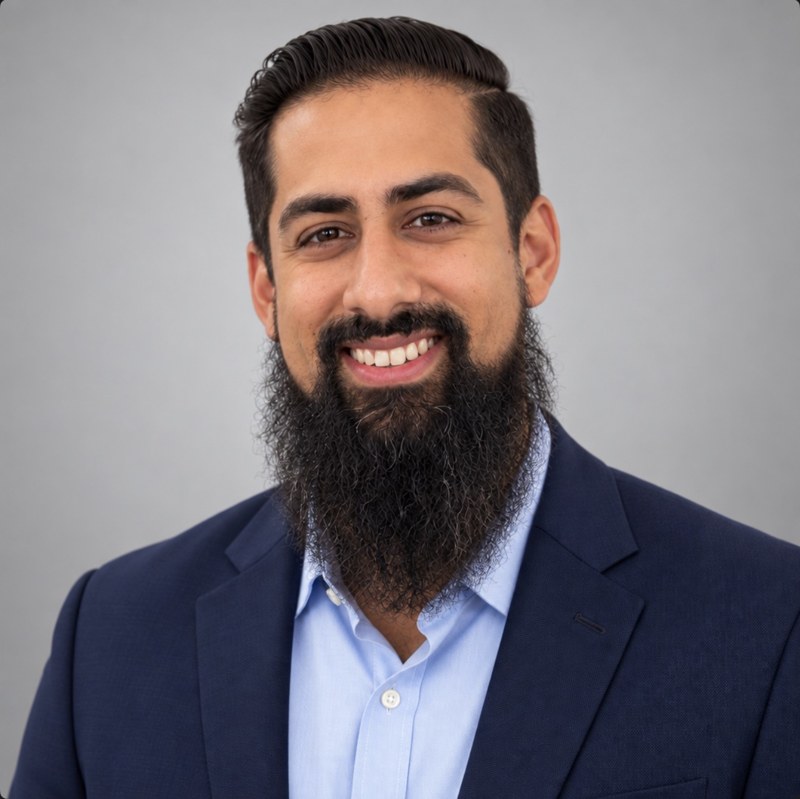 Zagham Bhatti, founder of Divergent Consulting Agency